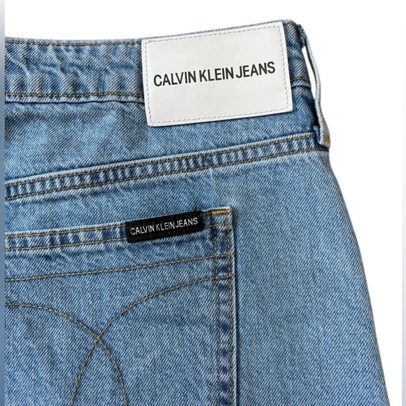 Calvin Klein Jeans, Low-Rise Denim Mini Skirt With Frayed Hem, Size 30, Blue - Picture 6 of 8